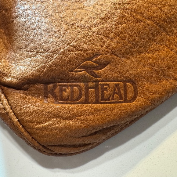 REDHEAD Men’s Soft Zip-around Caramel Colored Leather Toiletry Bag - Pre-owned - Picture 12 of 15